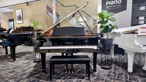 Yamaha C2 (Polished Ebony) – USED — photo 1