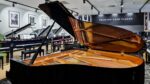 Yamaha C3 (Polished Ebony) – USED — photo 2